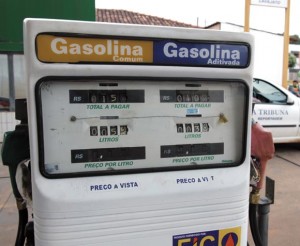 Como-Funciona-a-Bomba-De-Gasolina-1