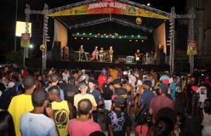 Banda Chupeta de Ganso-carnaval Cultural 2014 de Ilhéus foto Gidelzo Silva Secom-Ilhéus 02.03.14  (2435)