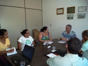 Participaram da reunião representantes da Coolimpa, Prefeitura de Ilhéus e Ministério Público Estadual.