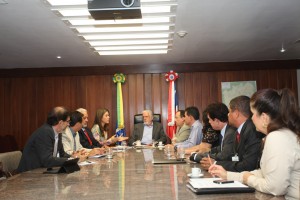 Reunião com o Governador Jaques Wagner.