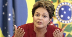 Dilma enfrenta um processo de impedimento, em plena crise econômica e baixo índices de popularidade. 