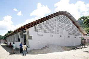 Construção de  ginasios de esportes faz parte do programa de incentivo à pratica esportiva em Ilheus - Foto Roberto Santos Secom Ilheus.
