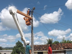 Prefeitura de Ibicaraí realiza manutenção na iluminação pública da Saloméa. Foto Ailton Scher.