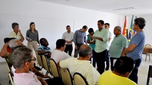 Prefeito Mário Alexandre se reuniu com membros da diretoria do Sindicato dos Taxistas de Ilhéus - Foto Secom.