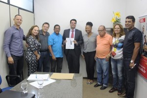 Secretário Vivaldo Mendonça com a coordenação do Território Litoral Sul