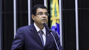 Davidson Magalhães(1)