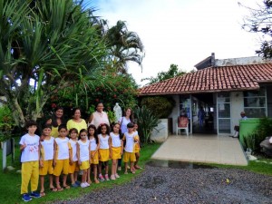 Estudantes da Casa Amarela visitam Abrigo São Vicente - foto Karoline Vital.