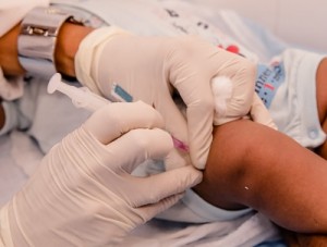 Vacina Contra Febre Amarela. foto Rodrigo Macedo-4