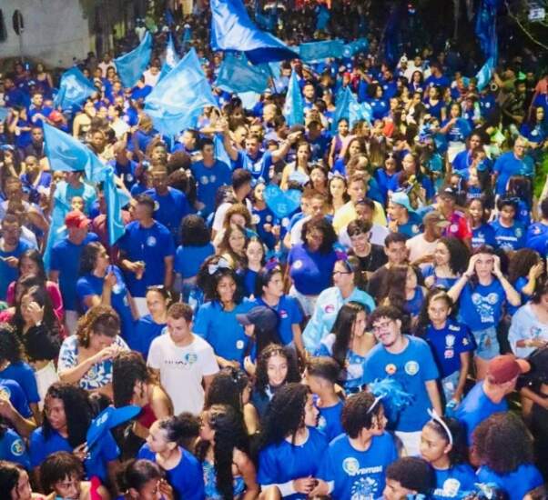 Passeata de Sandro Futuca foi a maior já vista em Ibirataia, mostrou força e grande apoio popular