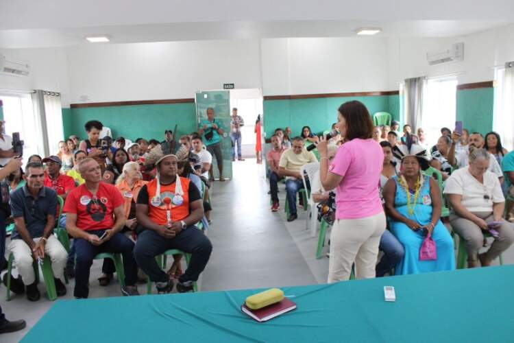 Adélia recebe apoio de lideranças de associações e cooperativas da agricultura familiar