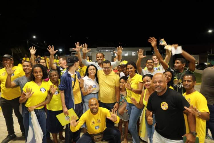 Bento Lima e Missionária Kátia conquistam moradores da Vila Queiroz e Rua Ouro Verde