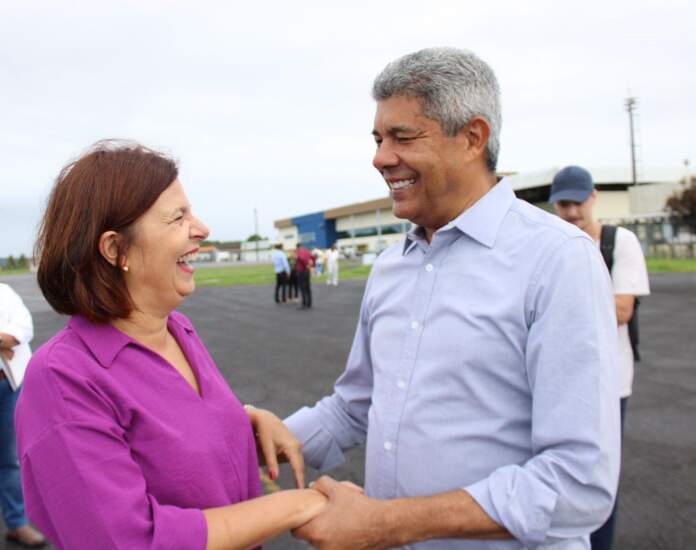 Governador Jerônimo Rodrigues participa da grande caminhada do Sextou com Adélia em Ilhéus
