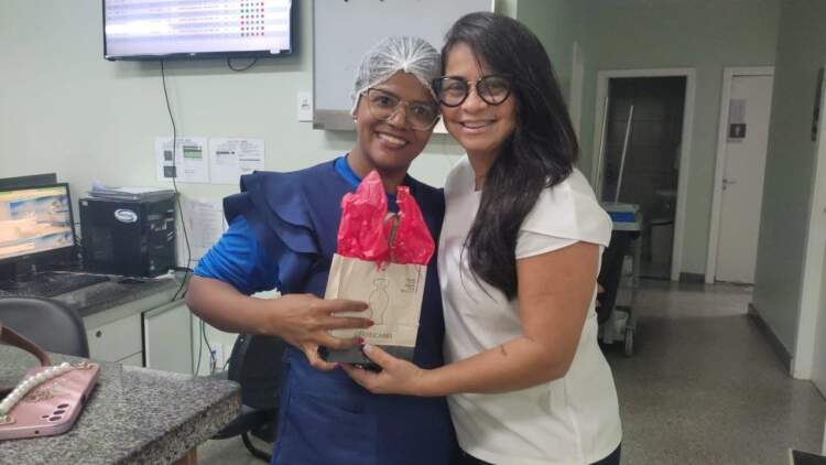 Profissionais da saúde agradecem a colegas do Hospital Regional Costa do Cacau por cuidados com seus familiares