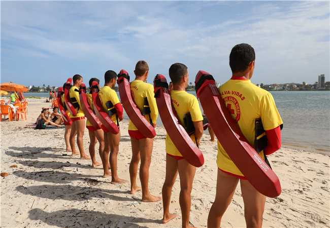 Operação Verão reforça segurança nas praias de Ilhéus