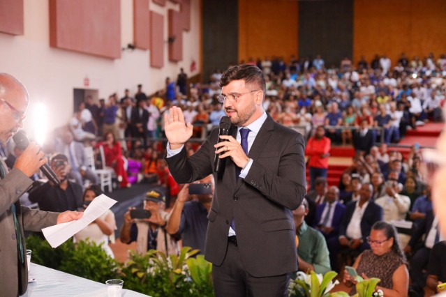 Ilhéus: Prefeito Valderico Junior toma posse e reforça importância da unidade e do diálogo