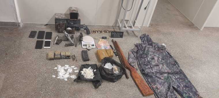 Ação integrada entre PM, PC e FICCO/BA resulta em apreensão de armas e drogas em Ilhéus