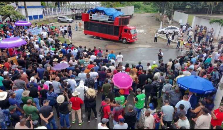 Produtores do Sul da Bahia protestam contra importação cacau e deságio no produto brasileiro