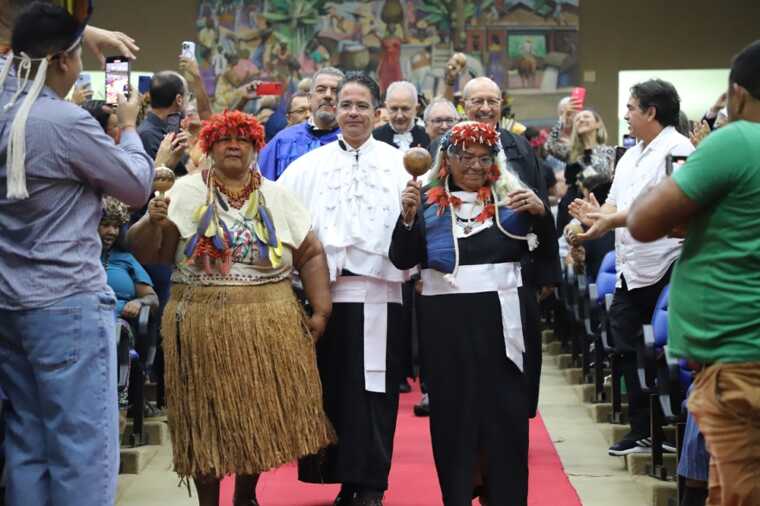 Uesc celebra 52 anos com homenagens e reconhecimento à diversidade de saberes