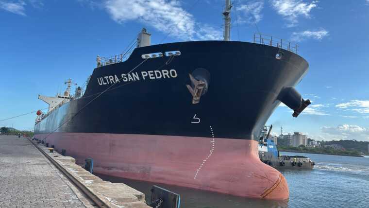 Cerca de 20 mil toneladas de níquel são movimentadas do Porto de Ilhéus com destino à Finlândia