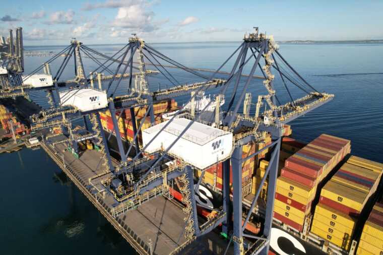 Bahia recebe navio com mais de 800 toneladas de materiais para início das obras da Ponte Salvador–Itaparica