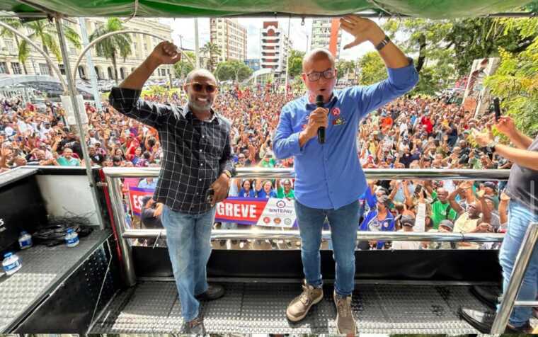 Assembleia nesta quarta decidirá rumo da greve dos trabalhadores das obras de infraestrutura em toda a Bahia
