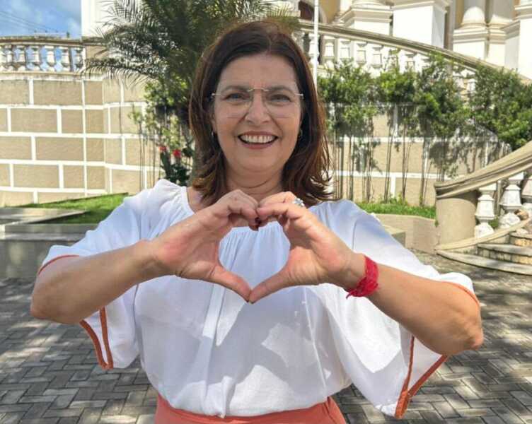 Adélia defende desenvolvimento e justiça social nos 492 anos de Ilhéus
