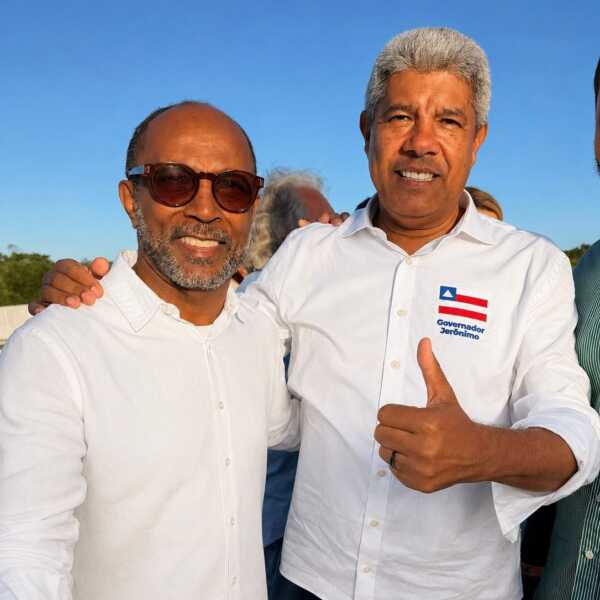 Bebeto Galvão prestigia entrega da 1ª etapa da BA-649 e destaca novo ciclo para o sul da Bahia