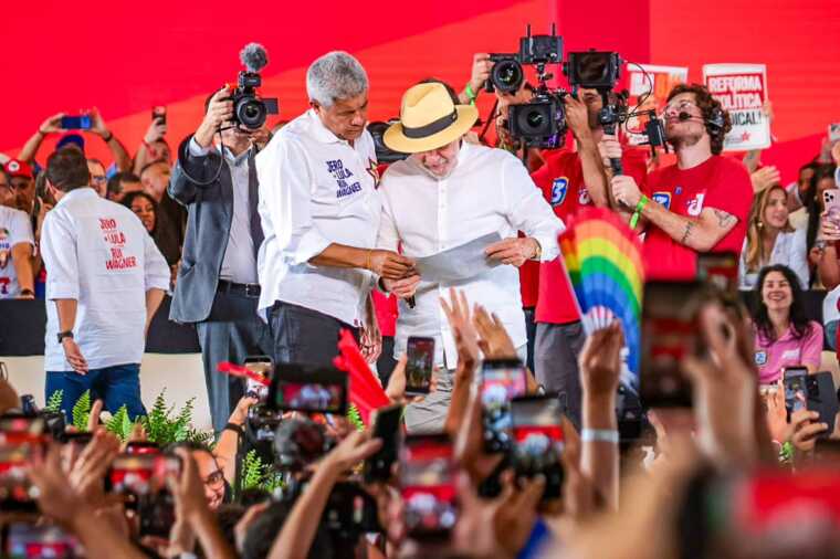 Lula entra em campo e desequilibra disputa na Bahia a favor de Jerônimo