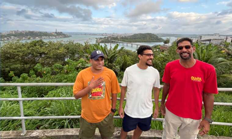 Quizila celebra 28 anos com show autoral e lançamento do EP Guias em Ilhéus