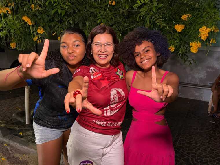 Adélia chega a reta final com apoios em toda Bahia e confiança na vitória
